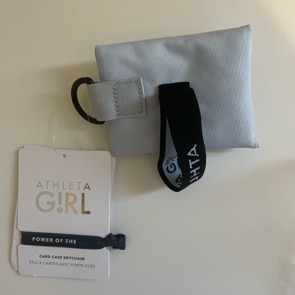 Athleta Keychain
Brand new
Water-resistant and durable product
